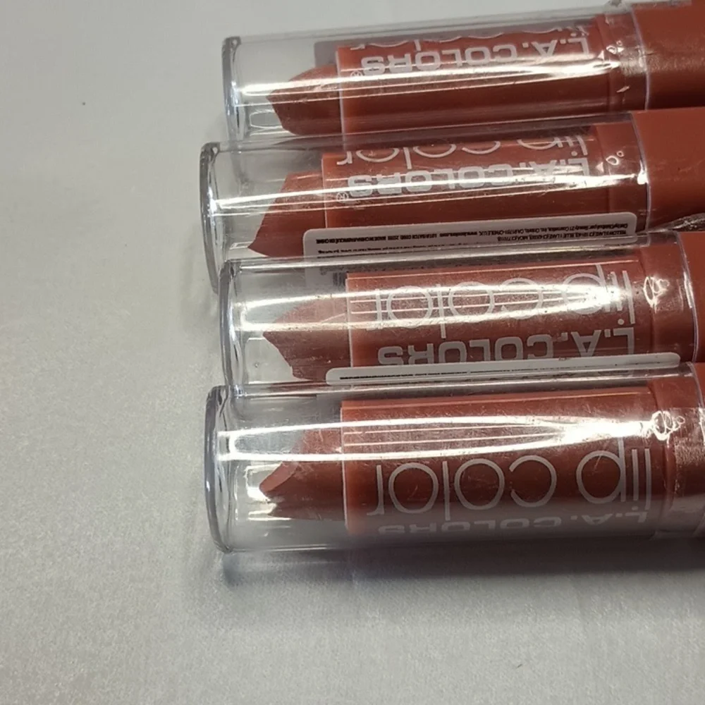 4 x L.A. Colors Moisture Rich Lip Color, In The Buff